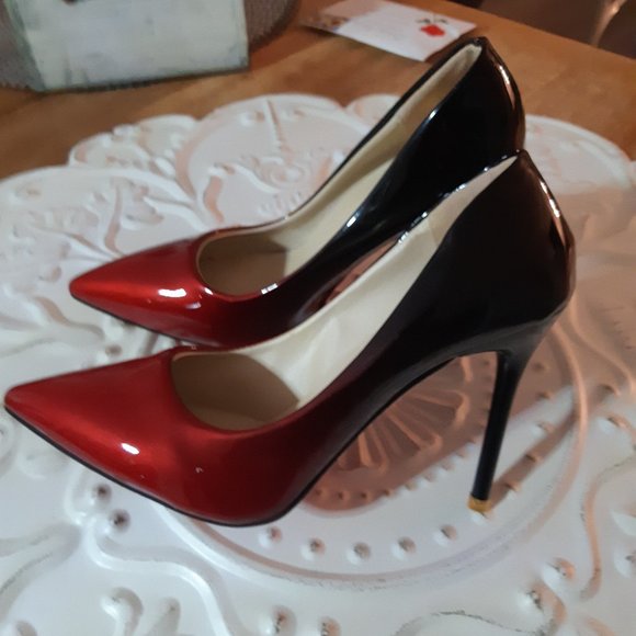 Shoes - High  heels  stiletto   Red  and  Black  Ombre  Size 8